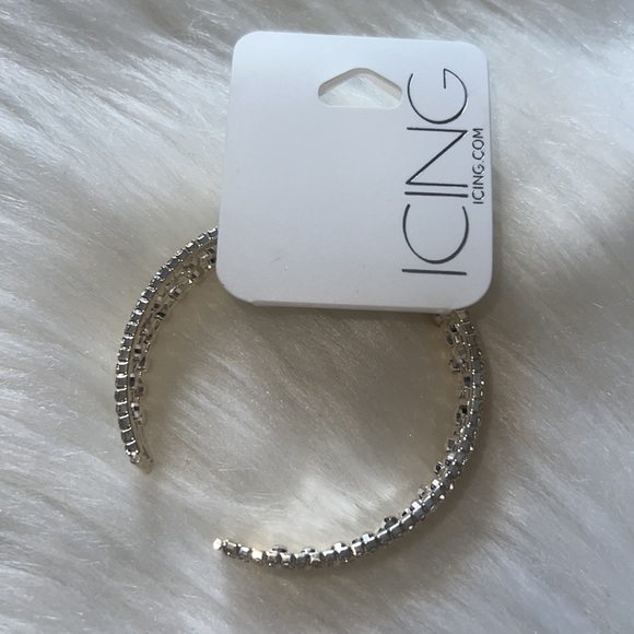 ICING 3 PIECE JEWELRY SET - Picture 2 of 8